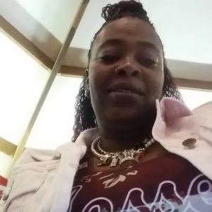 Meet your Posher, Carolyn